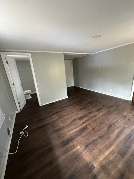 Building Photo - 603 City Blvd