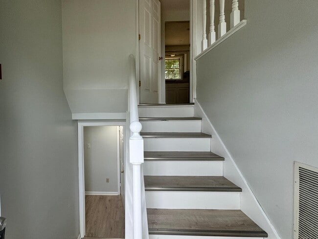 Building Photo - 61 Richard Brown Dr