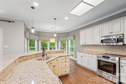 Building Photo - 3833 Denmeade Dr