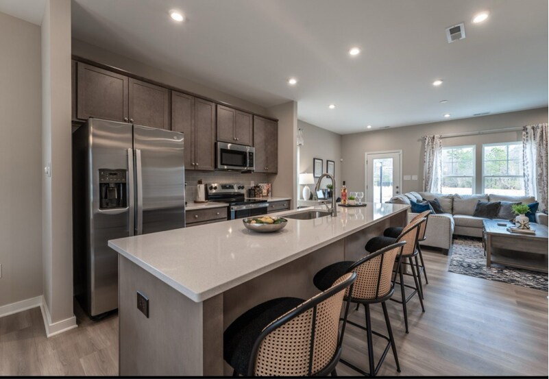 Building Photo - 235 Greenpark Rd