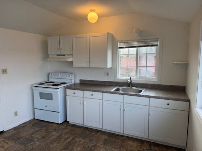 Building Photo - Coastal Living in Bodega Bay — Stunning Bay Views