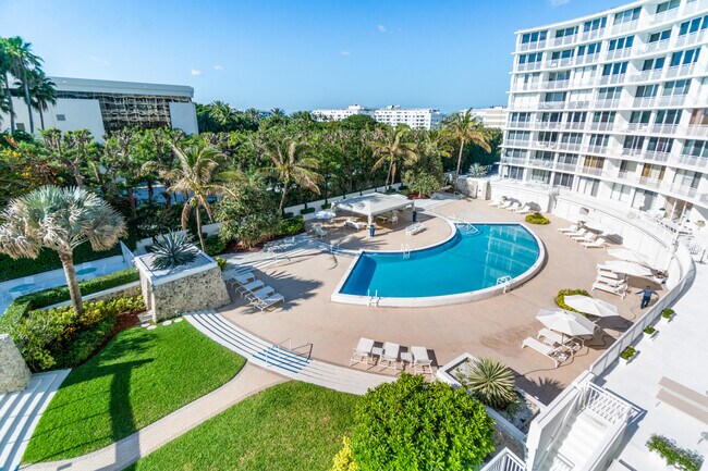 Building Photo - 2780 S Ocean Blvd