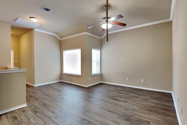 Building Photo - 2988 Sicily Way