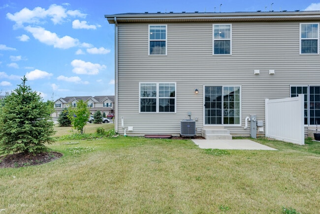 Building Photo - 2064 Canyon Creek Ct