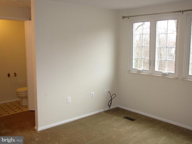 Building Photo - 5844 Rock Forest Ct