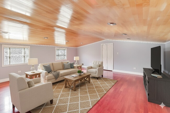 Building Photo - 1532 N Greenview Ave