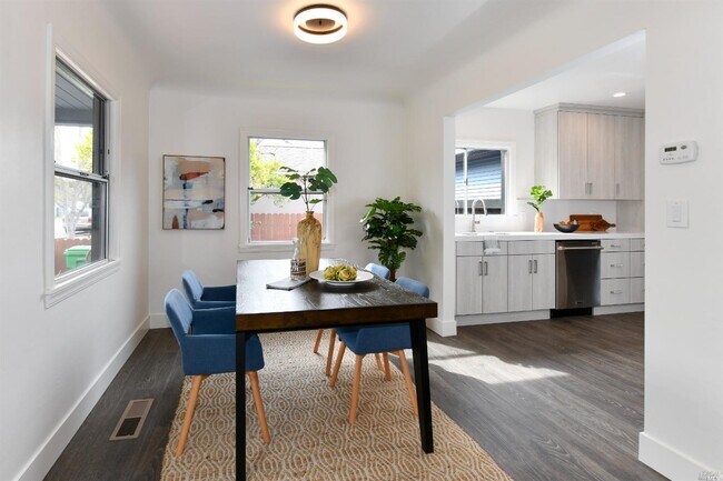 Building Photo - 1509 Banks Ave