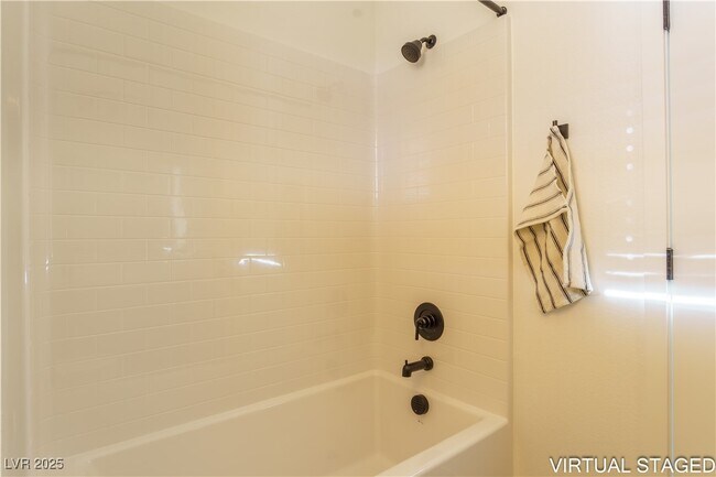 Building Photo - 188 Vanhoy Ave