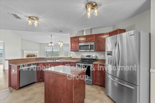 Building Photo - 203 Citadel Ln