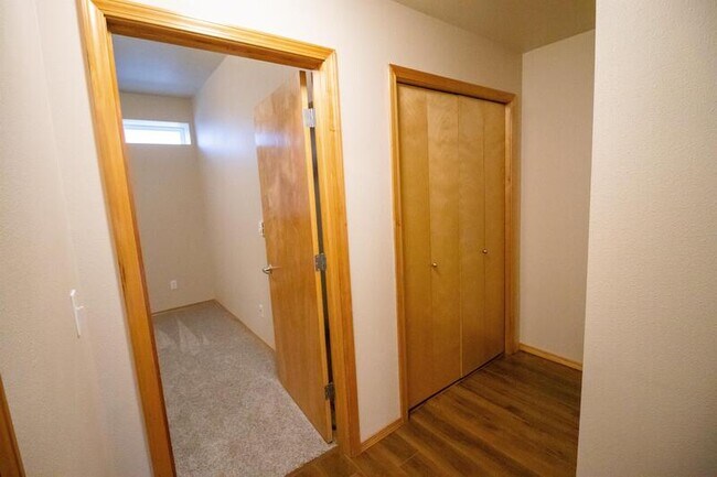 Building Photo - 4625 Celia Way