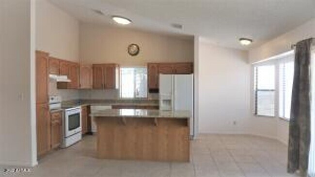 Building Photo - 2853 Northridge St