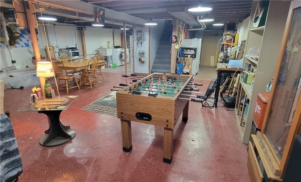 Building Photo - 148 Landon Ave