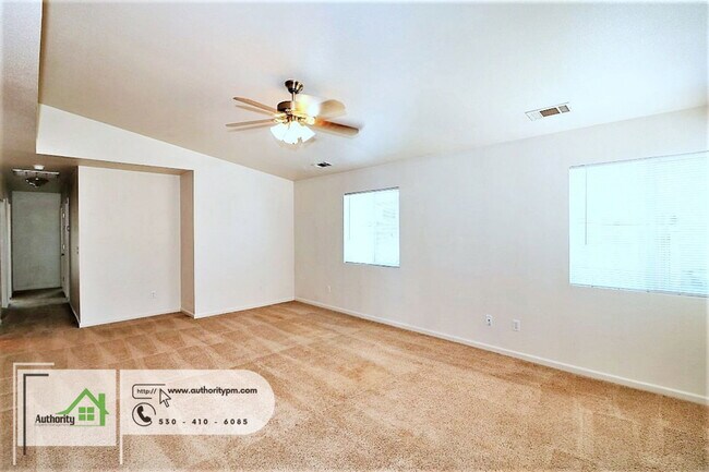 Building Photo - 22375 Rio Alto Dr