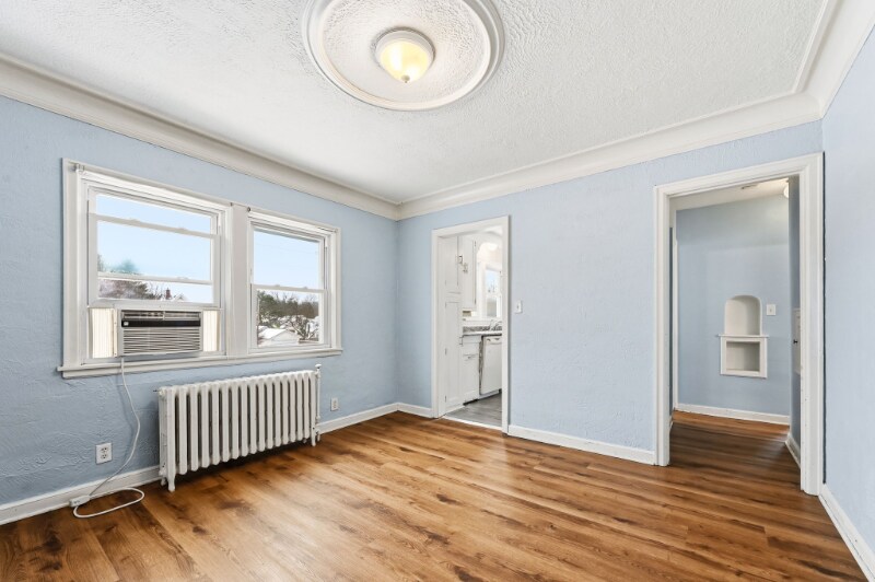 Building Photo - 3611 N Washburn Ave