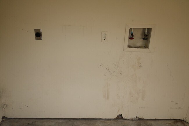 Building Photo - 18726 Andalusian Dr