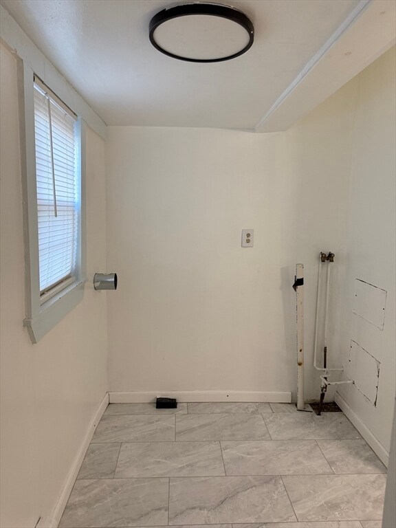 Building Photo - 89 Spruce St