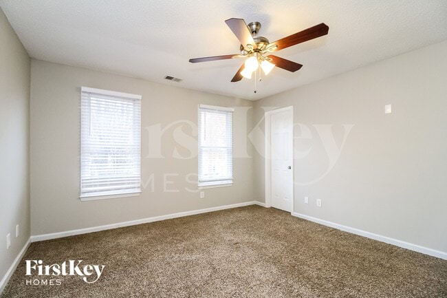 Building Photo - 3302 Sparrowhawk Dr