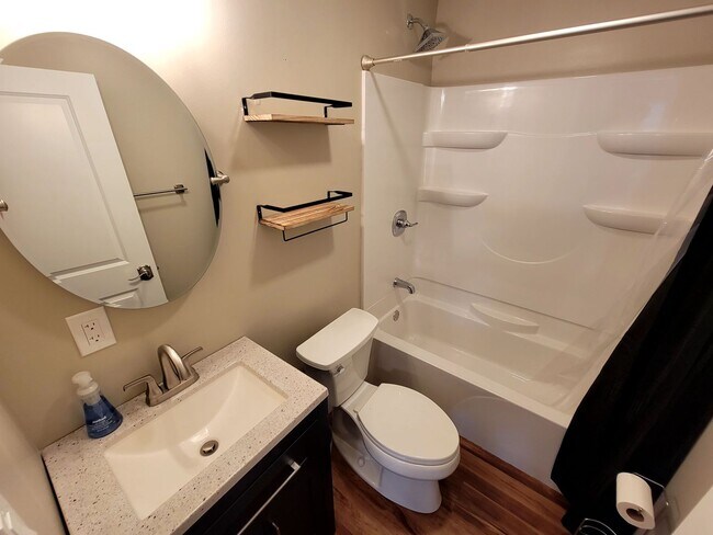 Building Photo - Fully Renovated 3 Bed Home in Southwest Champaign