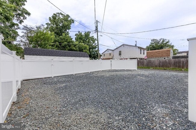 Building Photo - 655 Bourbon St