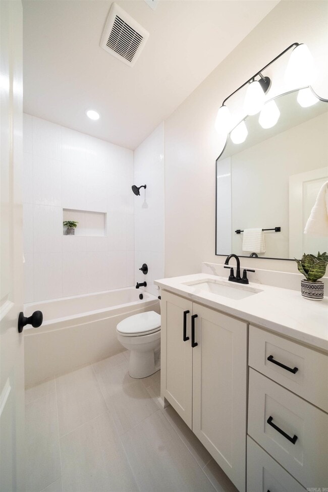 Building Photo - 15112 Matterhorn Lp