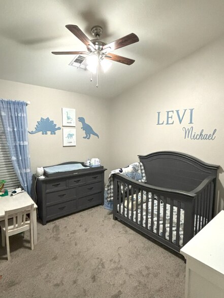 Building Photo - 9842 W Salter Dr