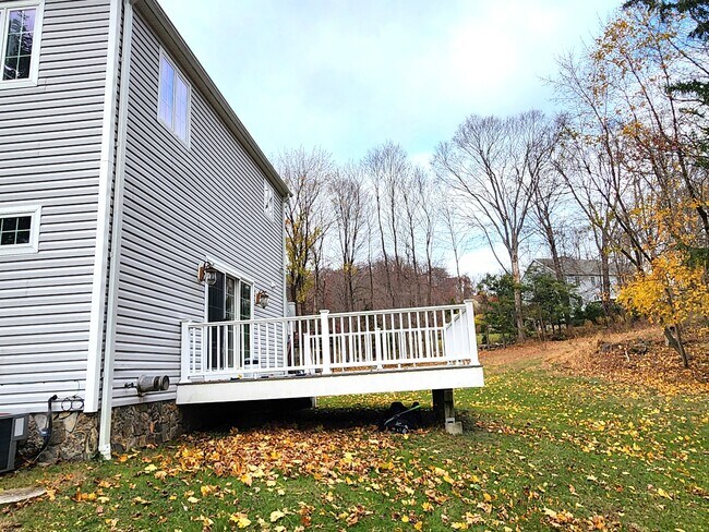 Building Photo - 157 Ball Pond Rd