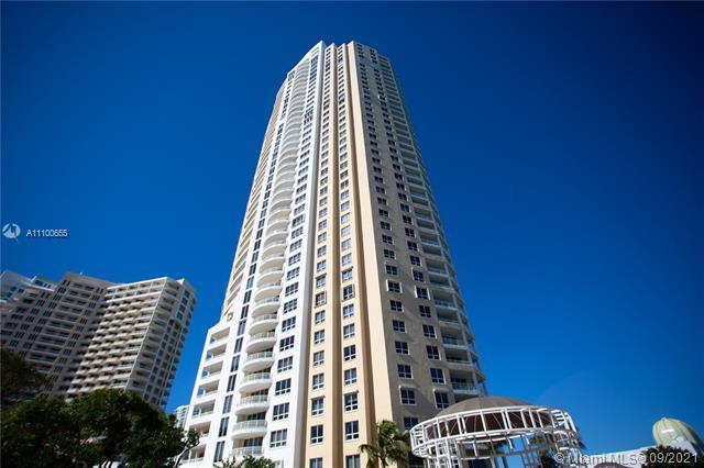 Building Photo - 848 Brickell Key Dr