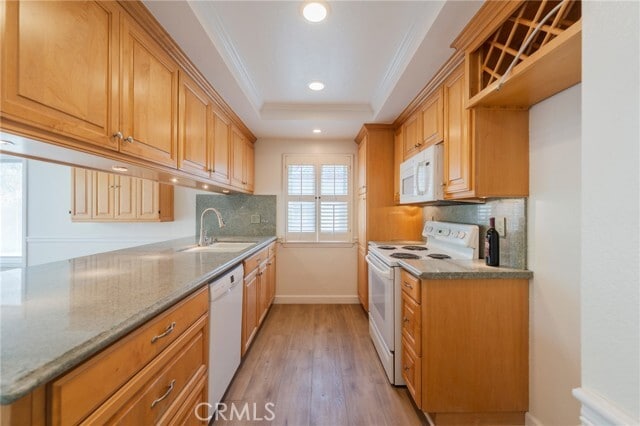 Building Photo - 112 N Avenida Palmera