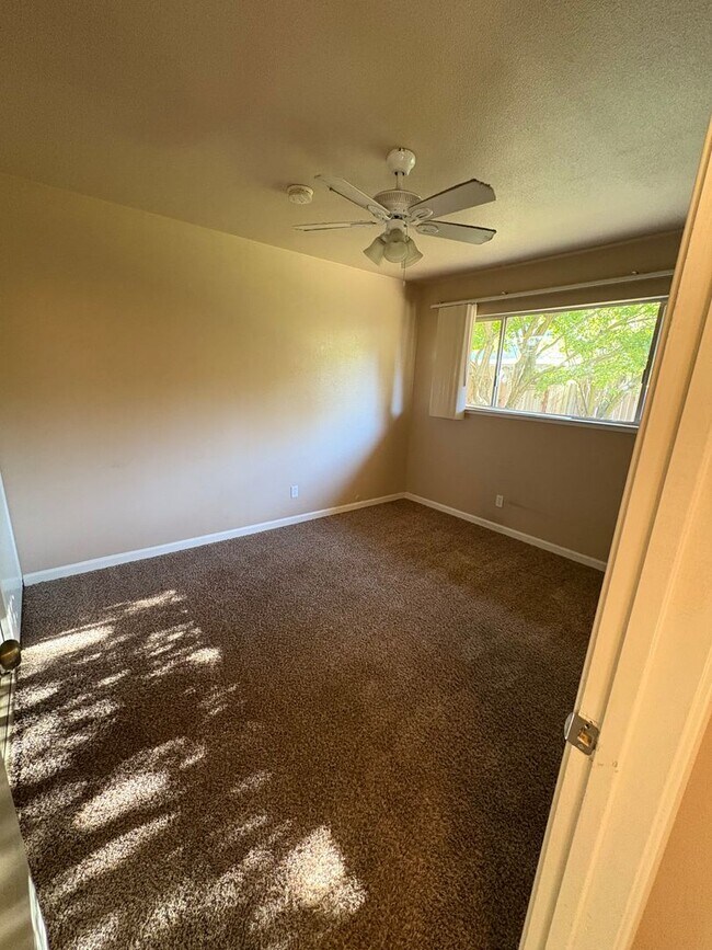 Building Photo - 7748001/51 C/O