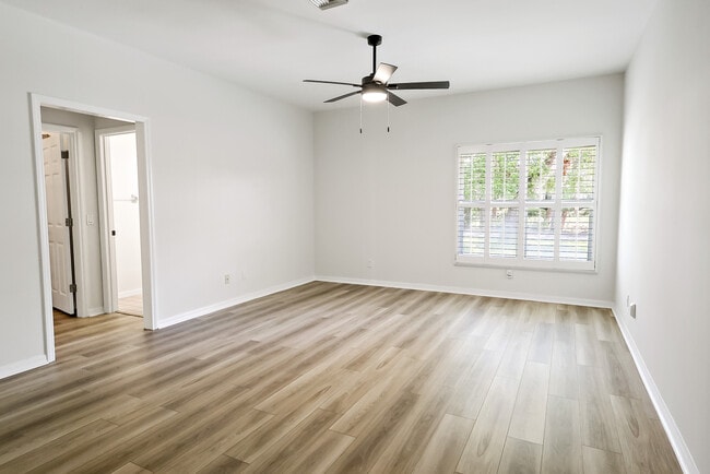 Building Photo - 410 Arrowhead Trail