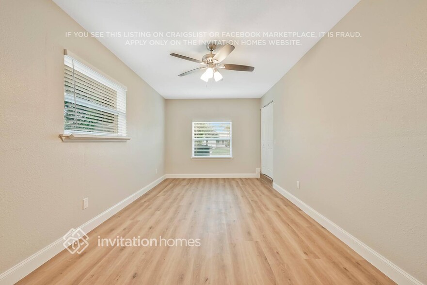 Building Photo - 936 Park Manor Dr