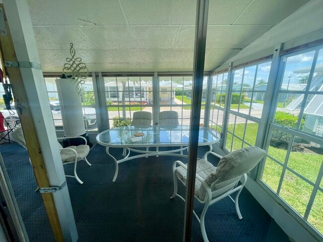 Building Photo - 400 N Hwy A1A