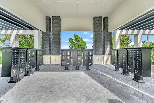 Building Photo - 12413 Solana Bay Cir