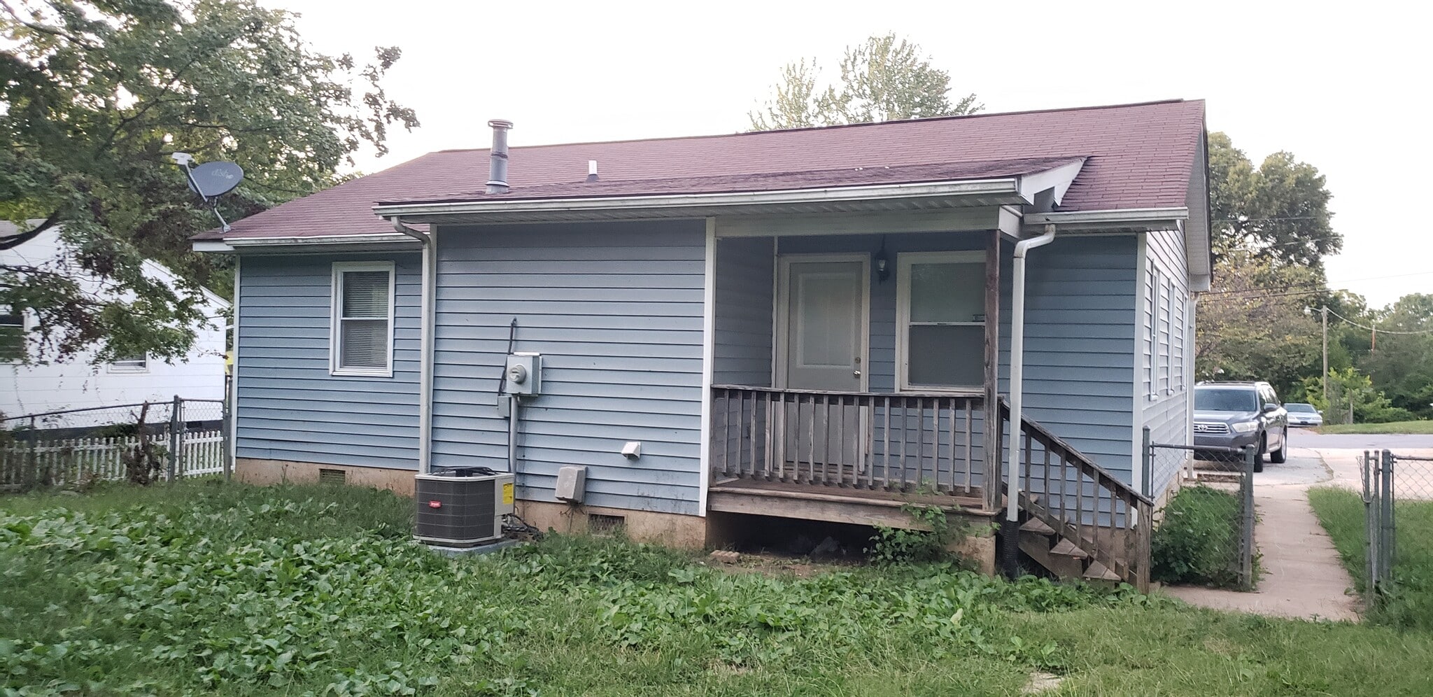 Building Photo - 301 W Terrell St