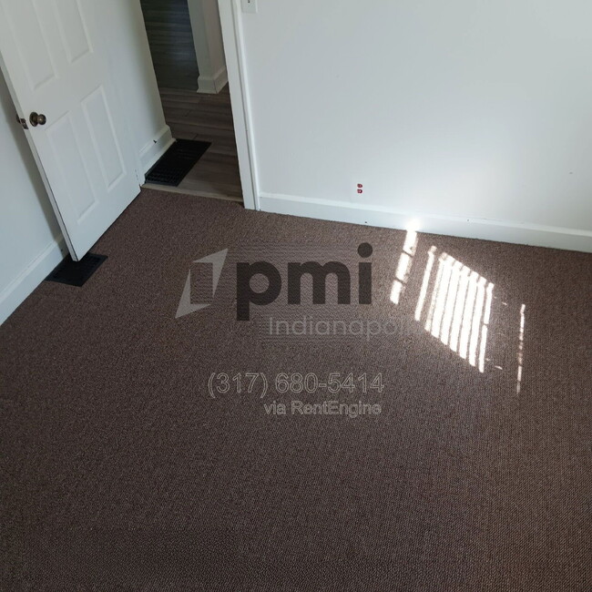 Building Photo - 5041 W 13th St