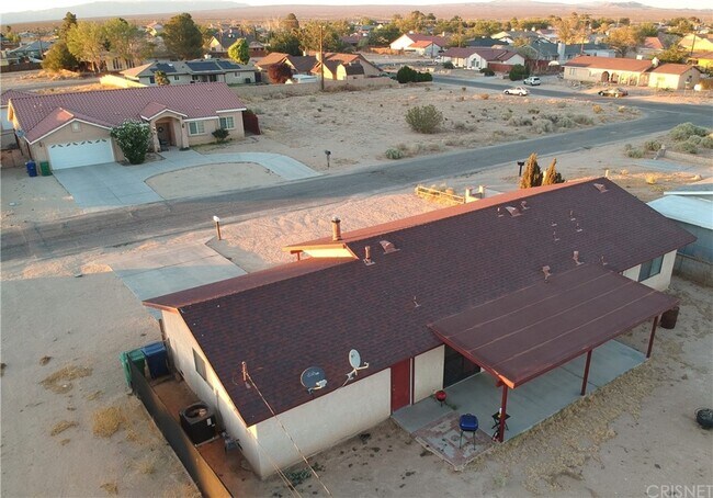 Building Photo - 9732 Susan Ave
