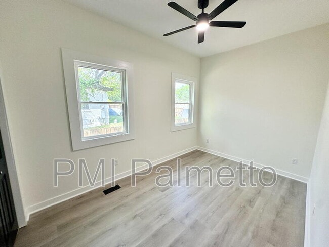 Building Photo - 1121 Zeigler St