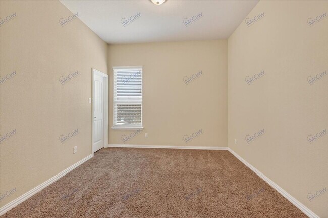 Building Photo - 409 Rossville Dr
