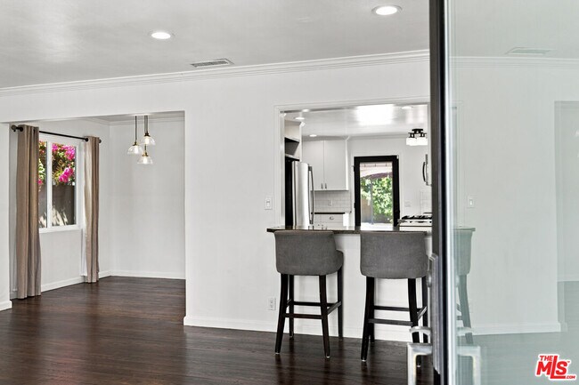Building Photo - 4415 Woodland Ave