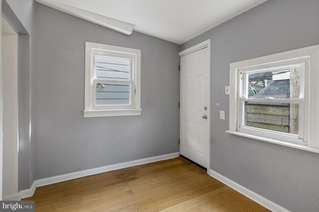 Building Photo - 2803 Aramingo Ave