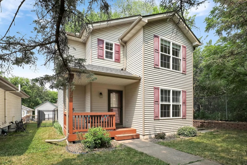 Building Photo - 335 Sherwood Ave