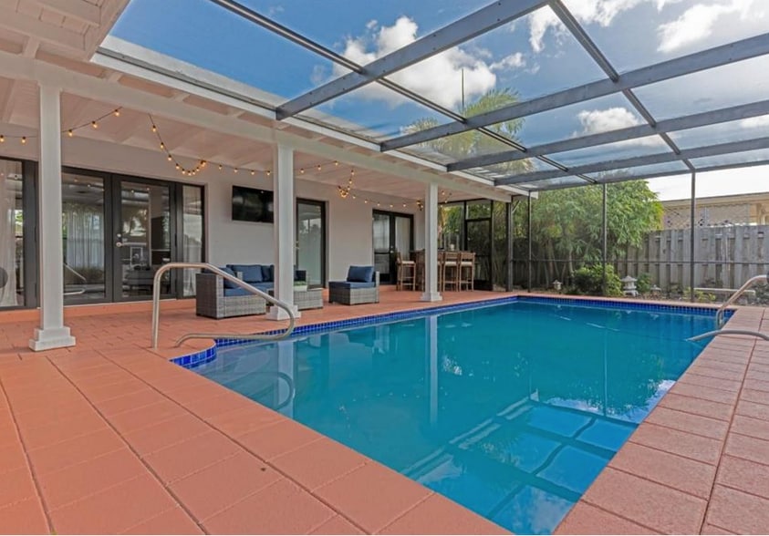 Building Photo - 1311 SW 56th Ave