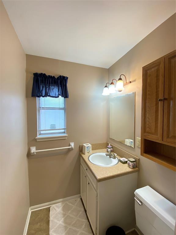 Building Photo - 2233 Ripple Creek Dr
