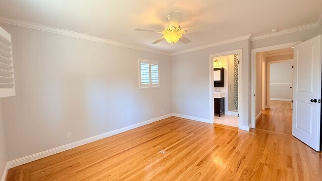 Building Photo - 1771 Lynwood Dr