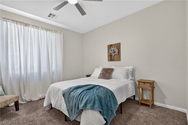Building Photo - 325 Breve Ct