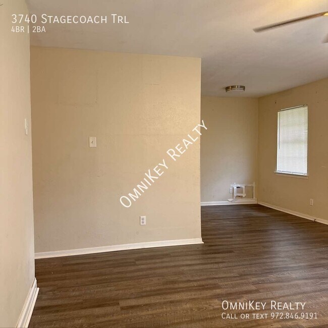 Building Photo - 3740 Stagecoach Trail