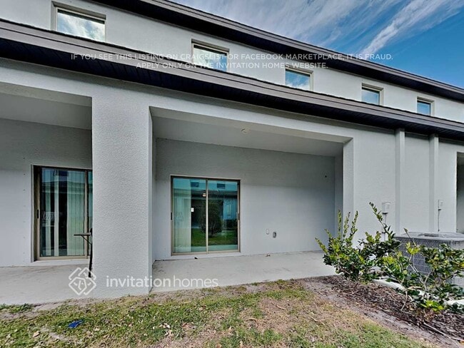 Building Photo - 8286 Crescent Oaks Dr