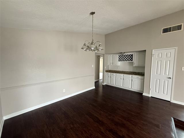 Building Photo - 1113 Linfield Dr