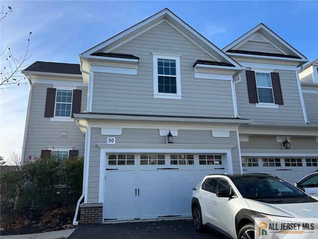 Building Photo - 30 Hamilton Dr