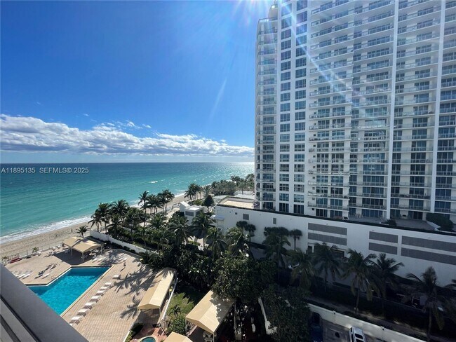 Building Photo - 3505 S Ocean Dr